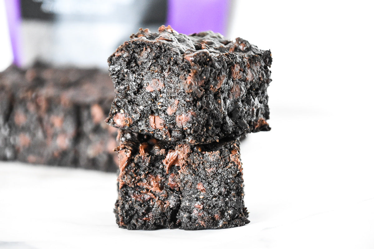 Activated Charcoal Chocolate Chunk Brownies Recipe - gr8nola