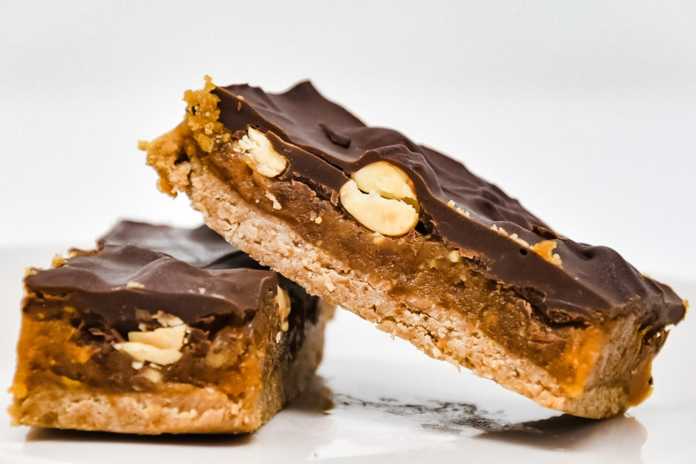 Snicker Drawers Raw Vegan Snickers Slice (Recipe) - gr8nola